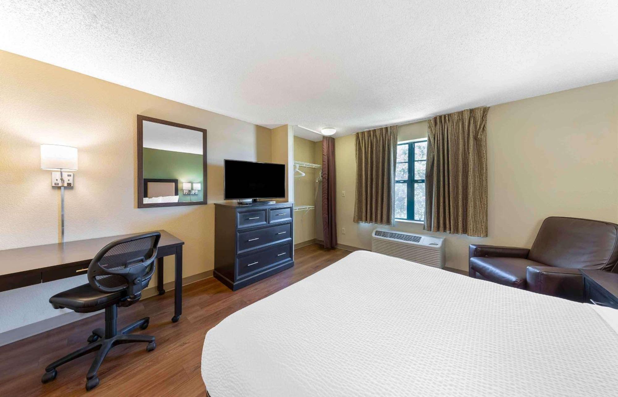 Extended Stay America Select Suites - Atlanta - Perimeter - Hammond Drive Exteriér fotografie