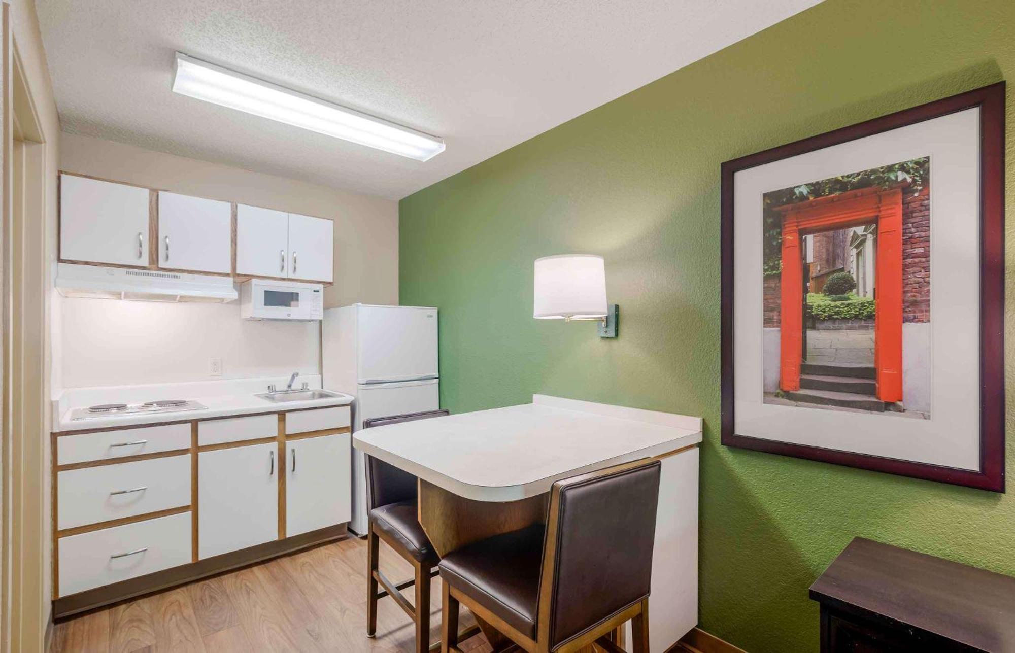 Extended Stay America Select Suites - Atlanta - Perimeter - Hammond Drive Exteriér fotografie