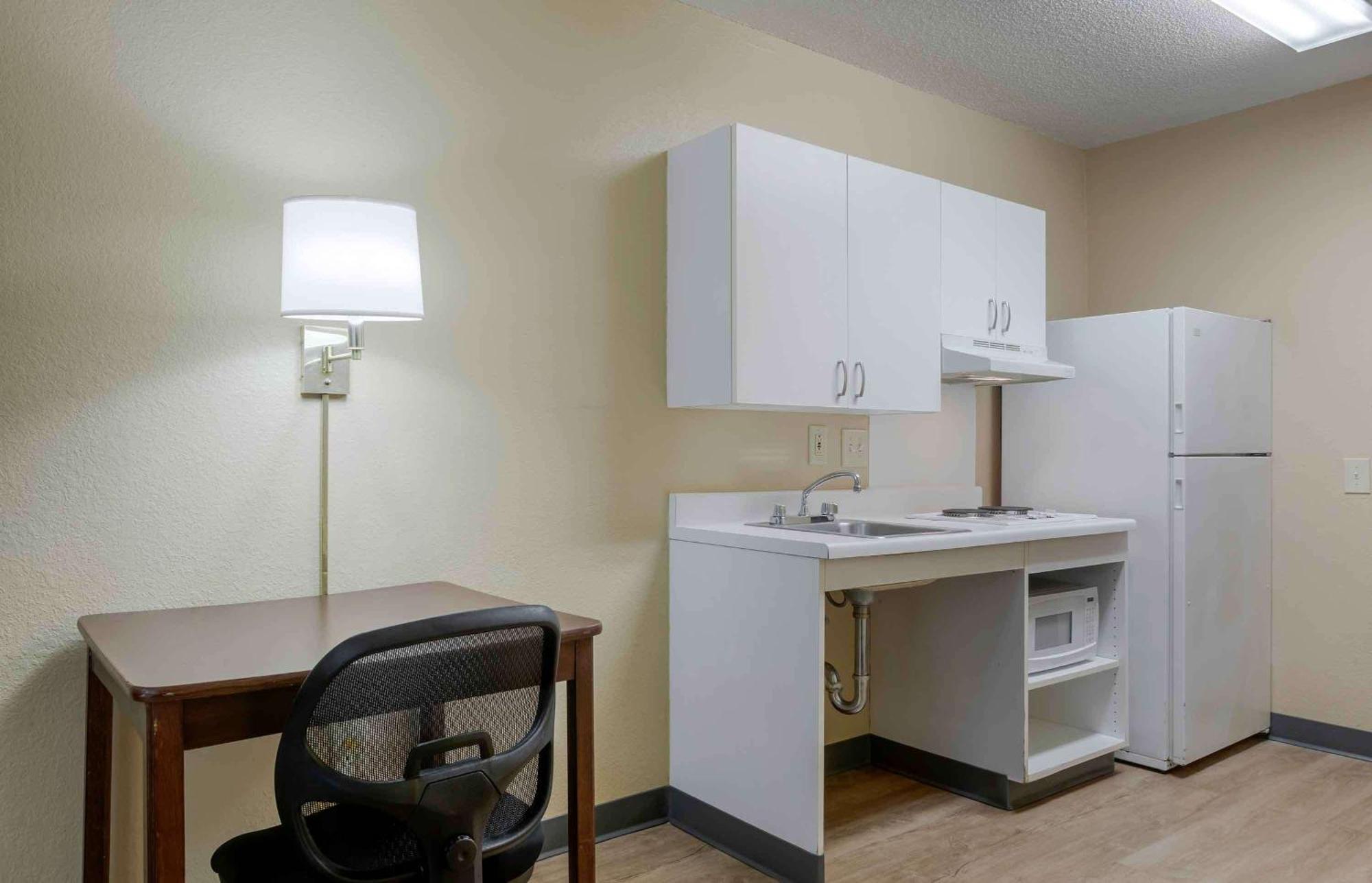 Extended Stay America Select Suites - Atlanta - Perimeter - Hammond Drive Exteriér fotografie