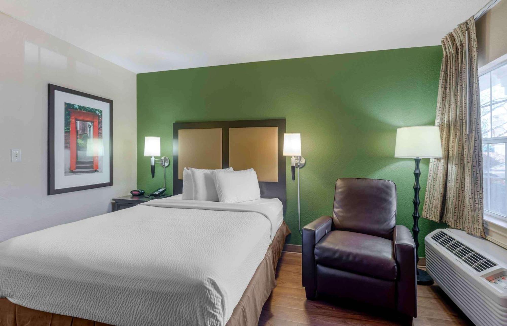 Extended Stay America Select Suites - Atlanta - Perimeter - Hammond Drive Exteriér fotografie