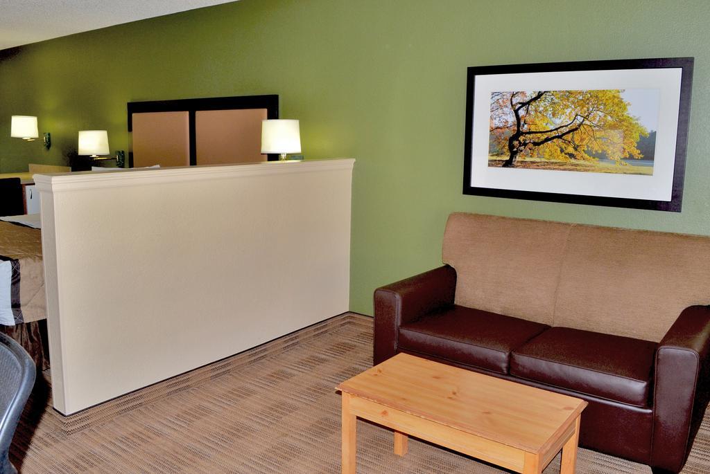 Extended Stay America Select Suites - Atlanta - Perimeter - Hammond Drive Exteriér fotografie